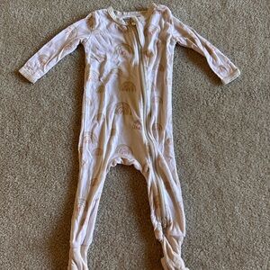 Dreamland Baby Neutral Rainbow Onesie, size 9-12 months